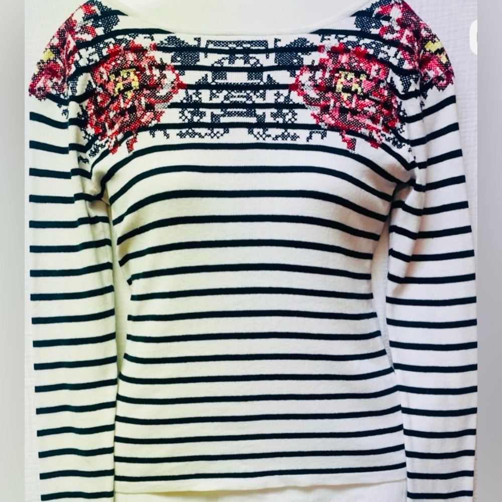 Rare Kookai Black and White Striped Knit Top w/Floral Needlepoint, Sz XS!